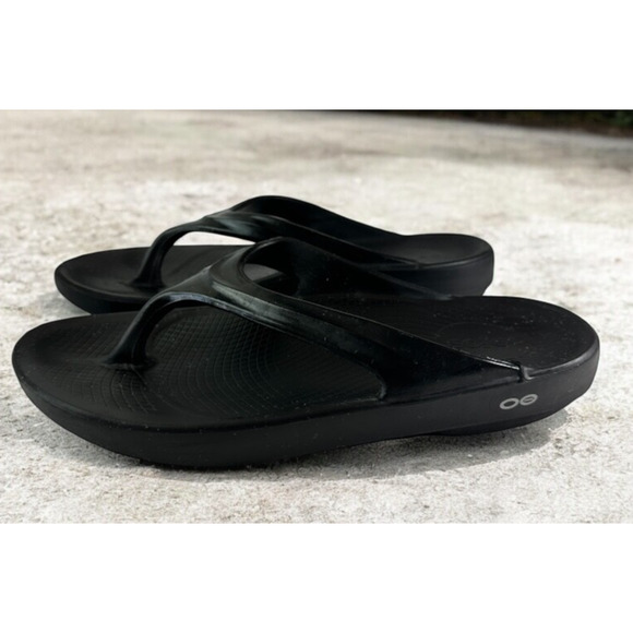 OOFOS OOlala Lightweight Comfort Thongs Flip Flop Sandals Black Women's Size 10 - Picture 1 of 15
